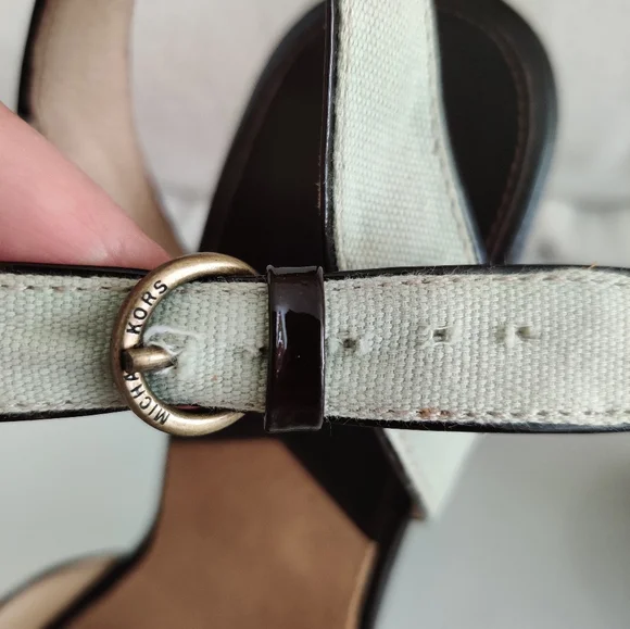 Michael Kors Women's Platform Sandal - Picture 9 of 11